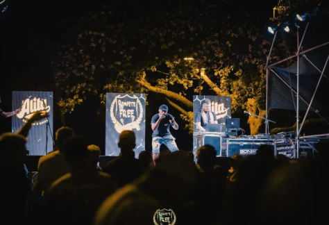 Freestyle rompete ese free cec