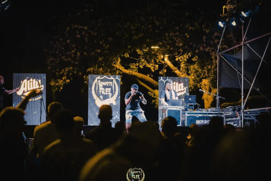 Freestyle rompete ese free cec